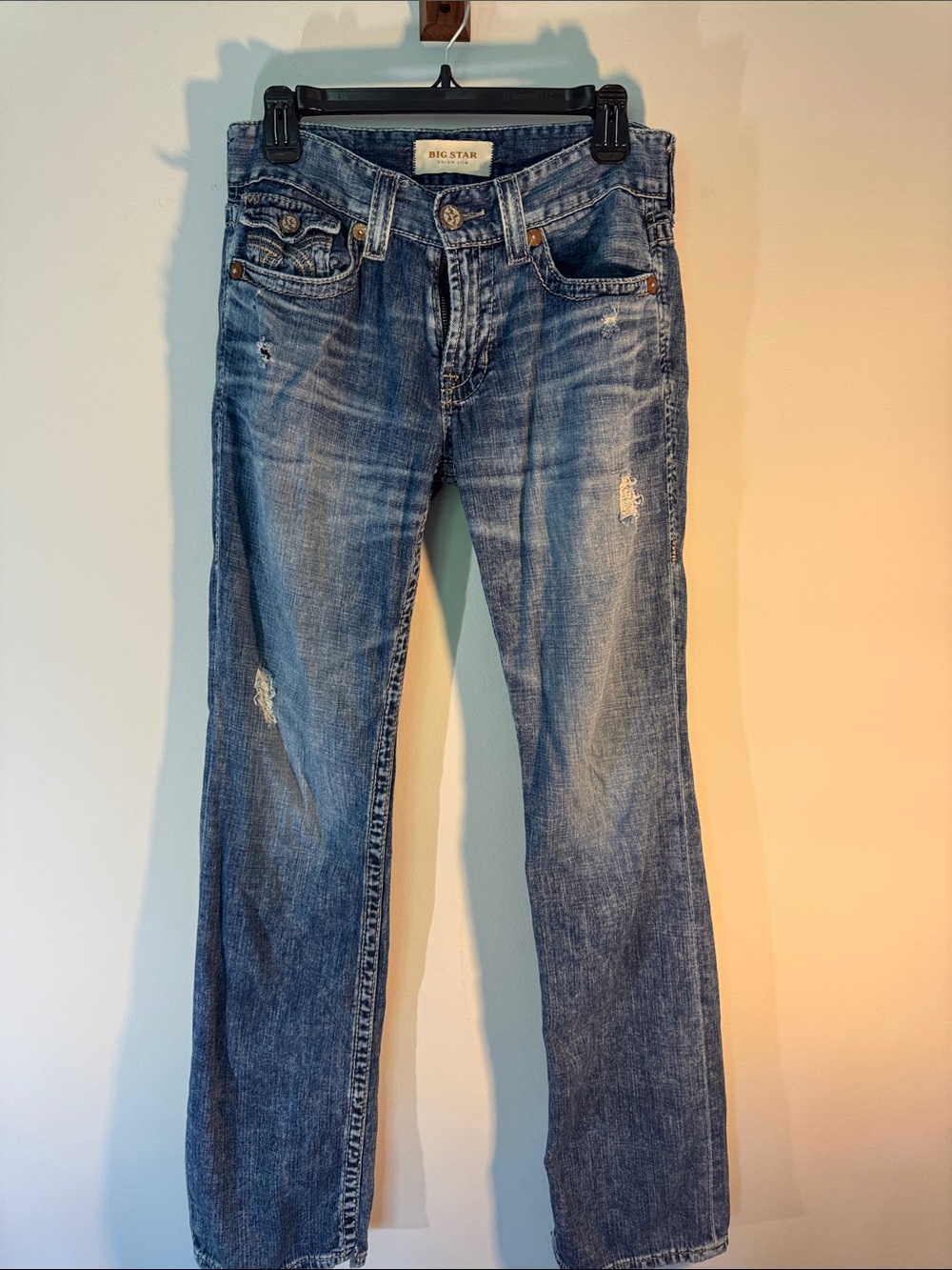 Big Star Men's Faded Blue Straight Jeans